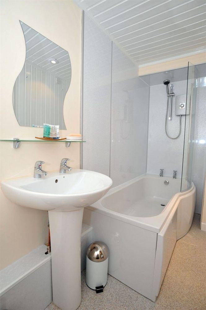 The White Swan Inn Lowick  Екстериор снимка